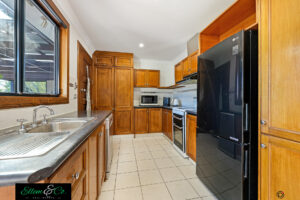 18 Provan Street, Barrack Heights, NSW 2528 AUS